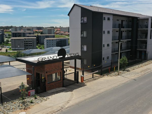 2 Bedroom Apartment 2 Bedroom Apartment
