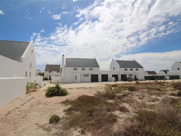 216 m² Land available in Dwarskersbos