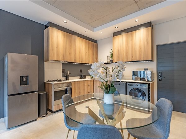 2 Bedroom Townhouse 2 Bedroom Townhouse