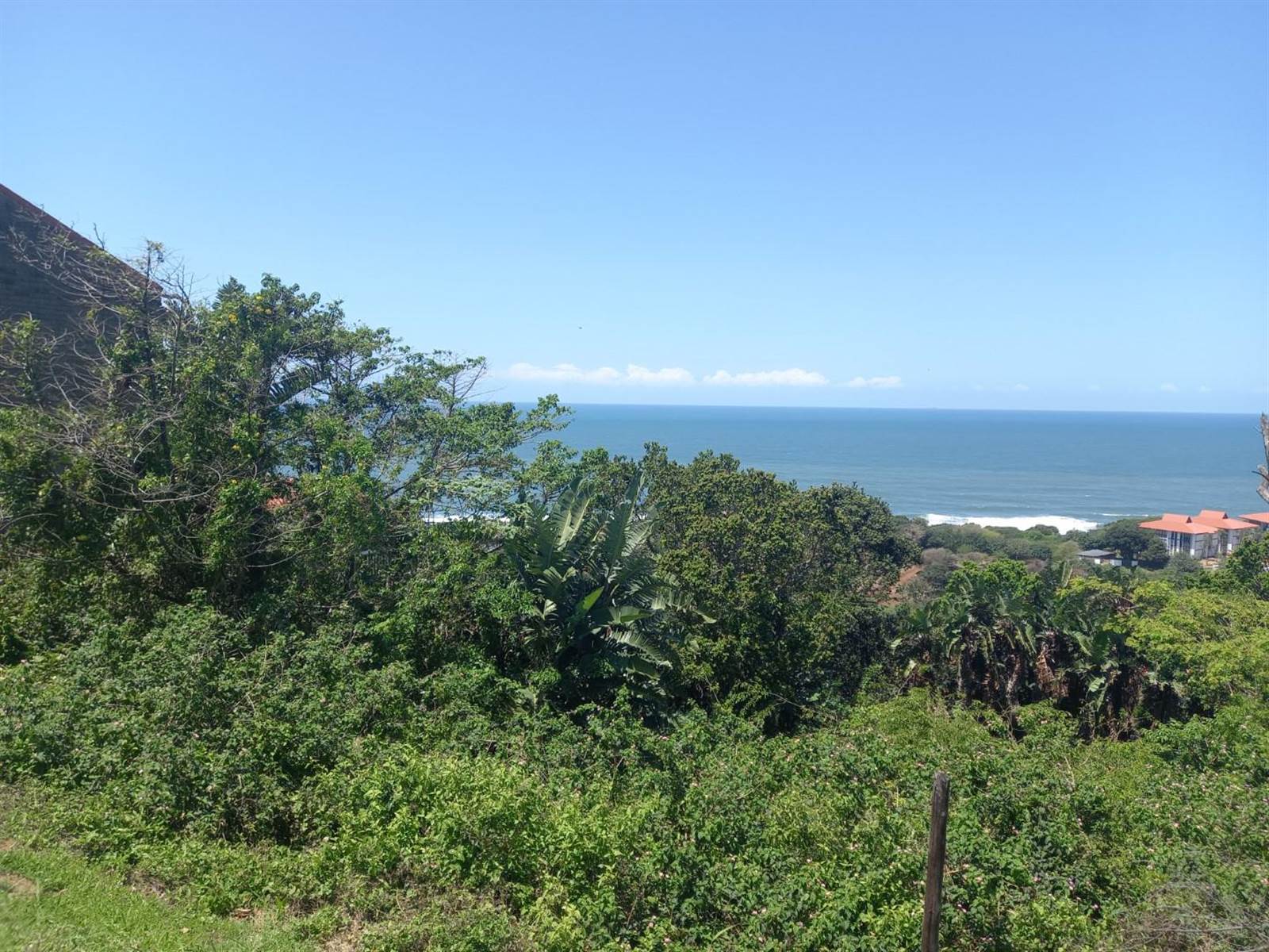 1180 m² Land available in Zinkwazi Beach photo number 3