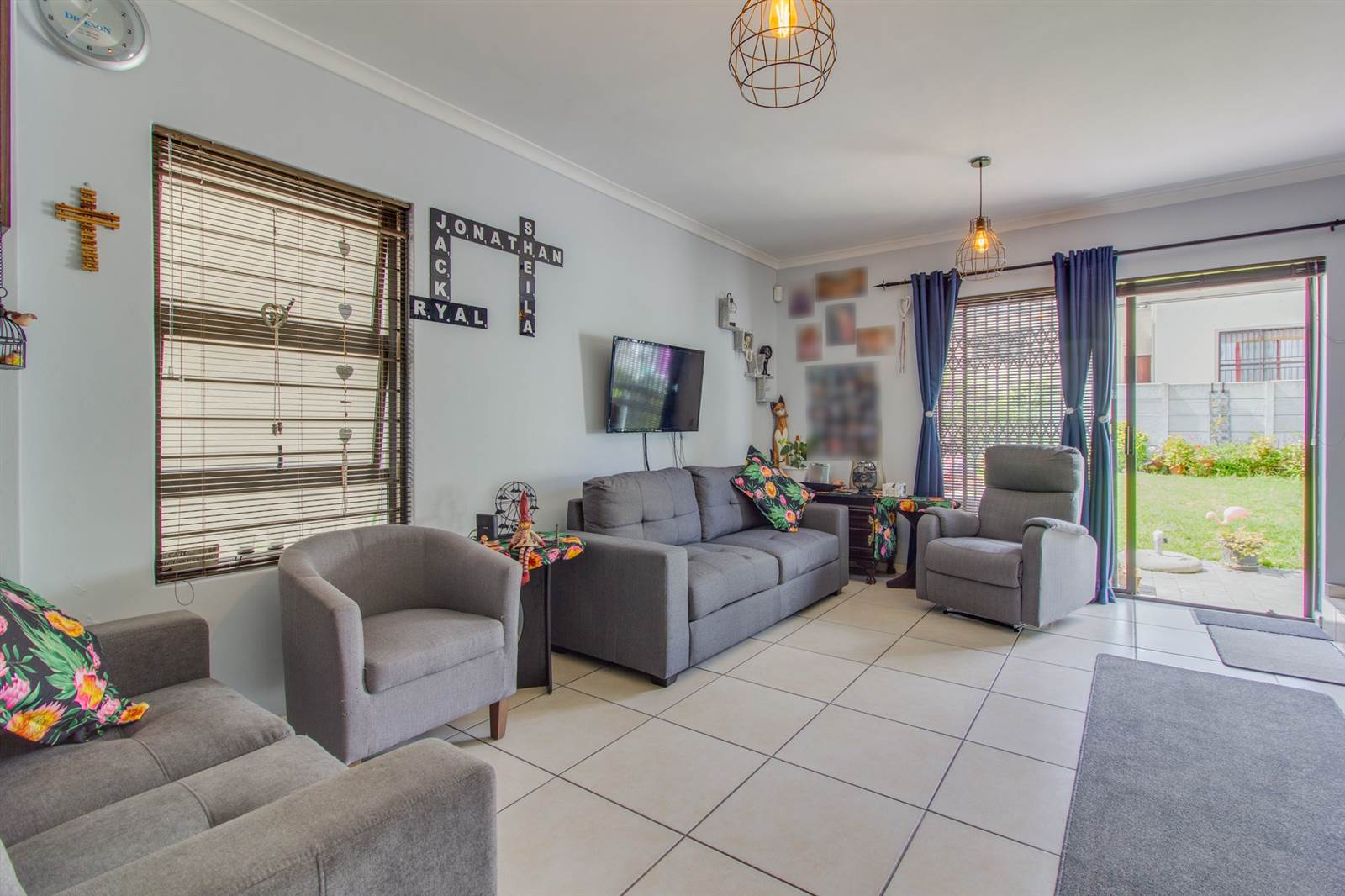 3 Bed House in Brackenfell Central photo number 4