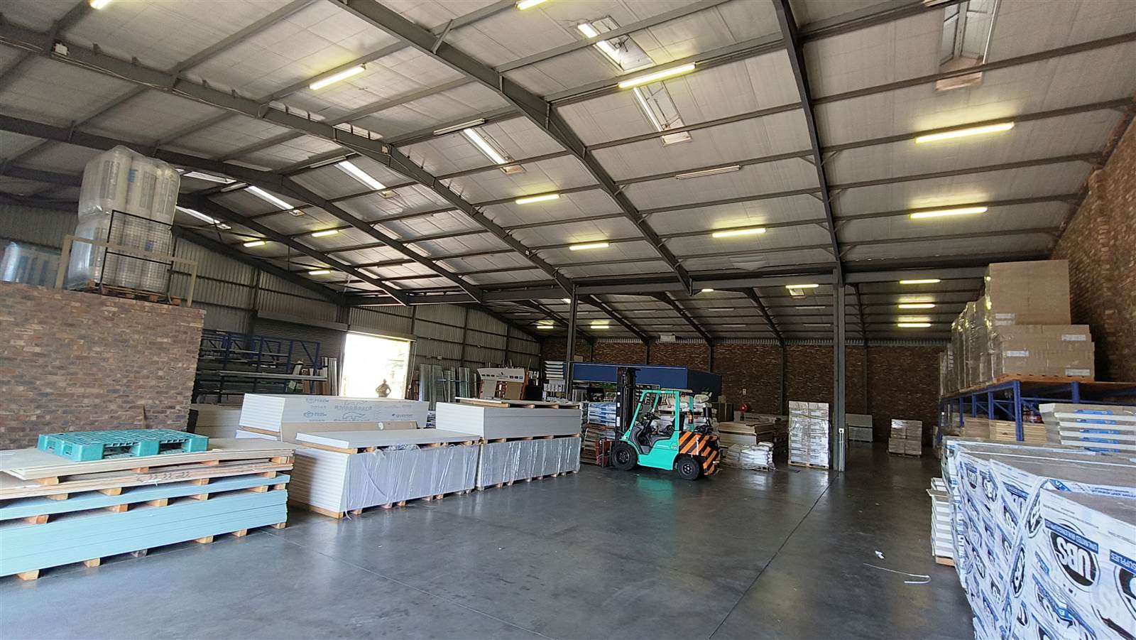 1200  m² Industrial space in Silverton photo number 10