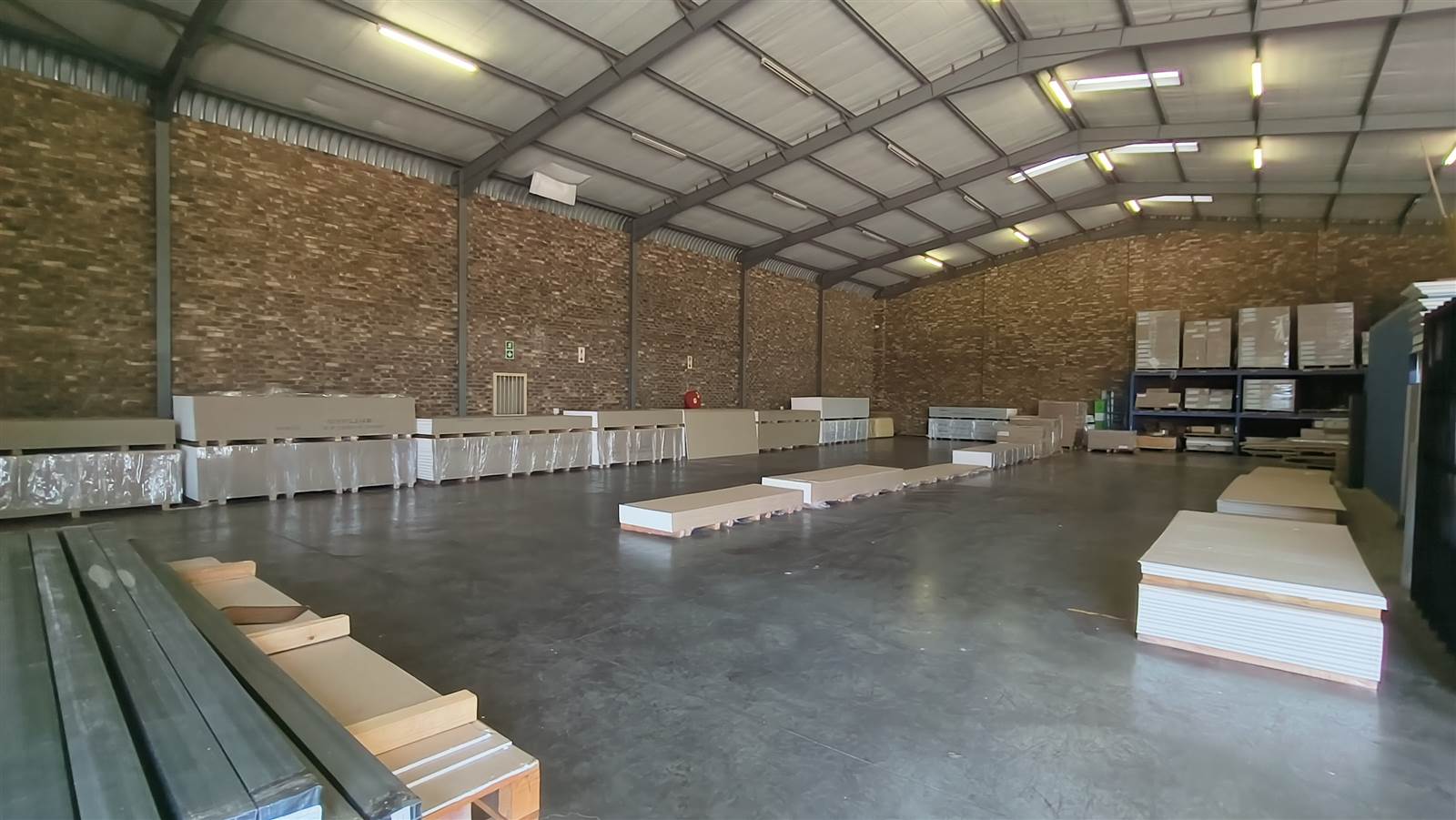 1200  m² Industrial space in Silverton photo number 5