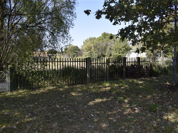1983 m² Land available in Rynfield