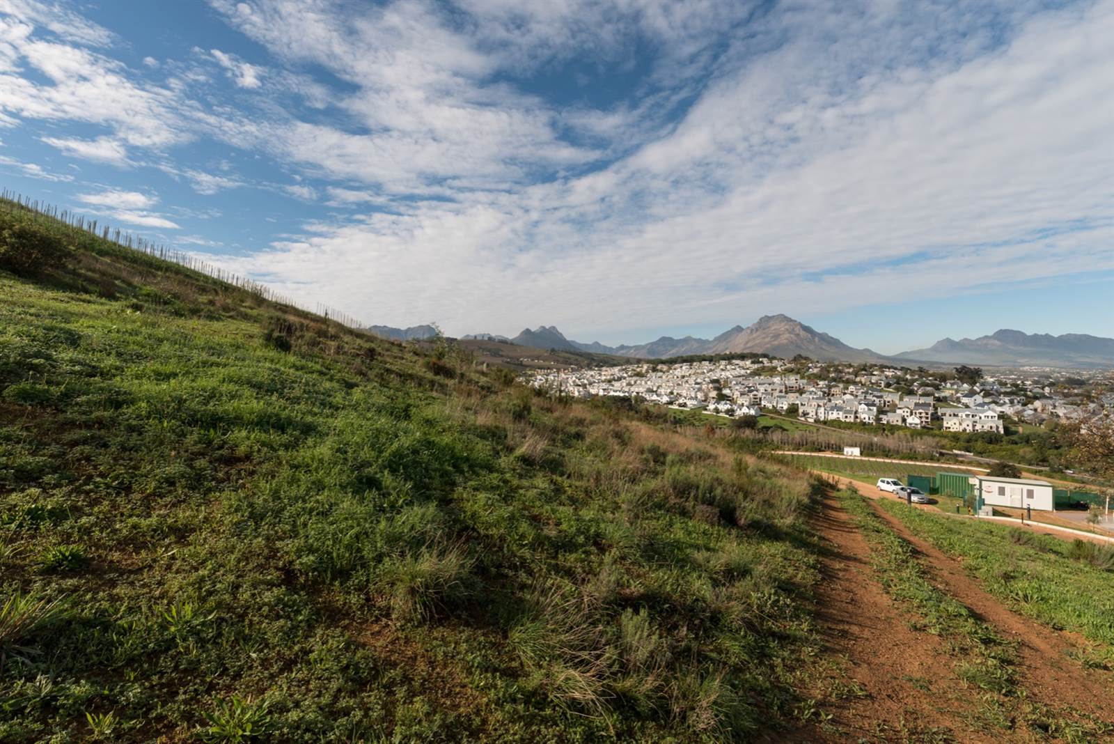 425 m² Land available in Stellenbosch Central photo number 1