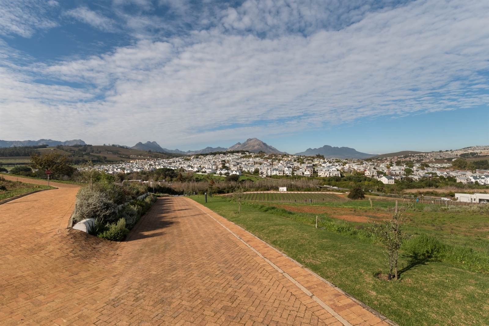 425 m² Land available in Stellenbosch Central photo number 9