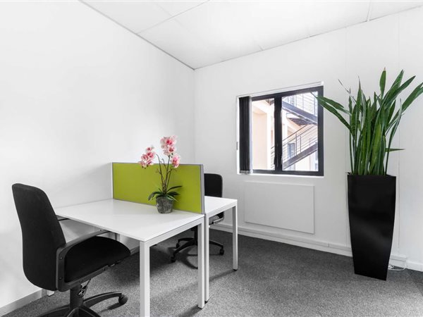 8  m² Office Space