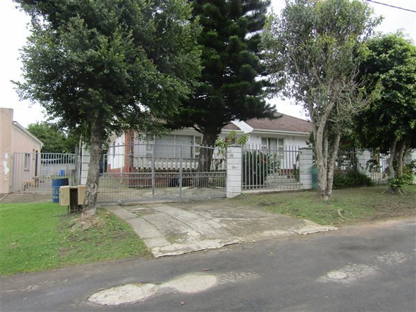 3 Bed House in Amalinda North