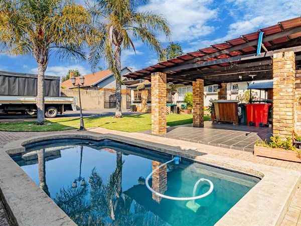 3 Bedroom House 3 Bedroom House