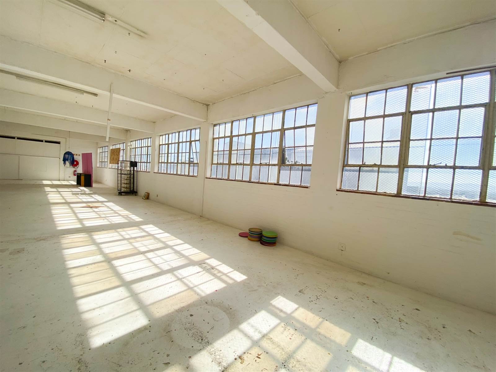 860  m² Commercial space in Salt River photo number 1