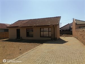 2 Bed House in Stanza Bopape