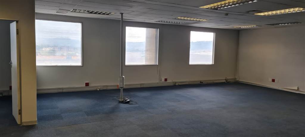 265  m² Office Space in Bedfordview photo number 7