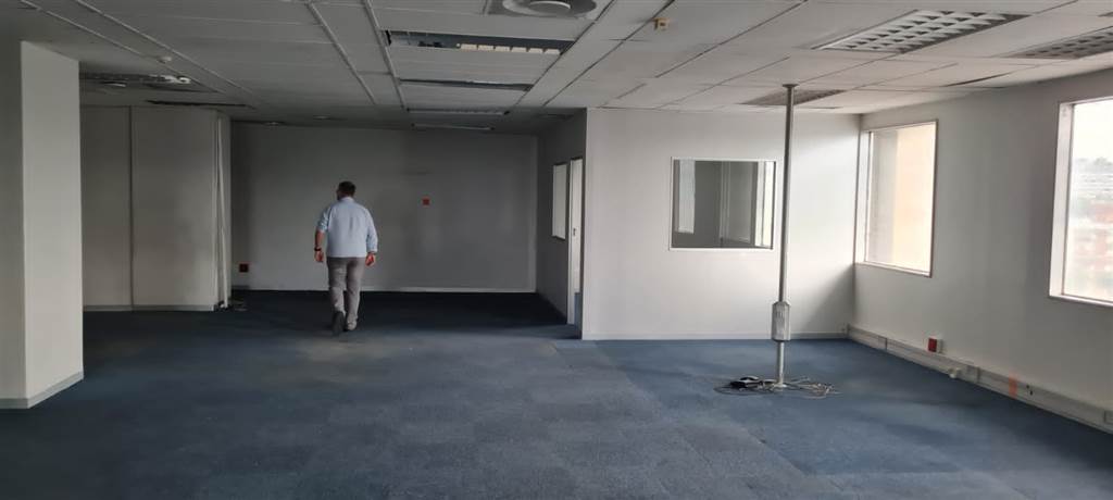 265  m² Office Space in Bedfordview photo number 8