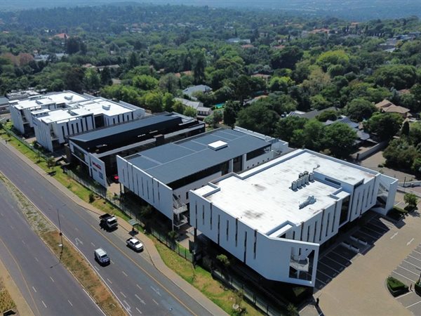 2592  m² Commercial space in Bryanston