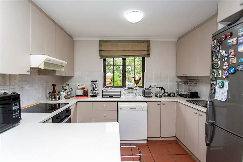 3 Bed Townhouse in Oude Westhof photo number 3