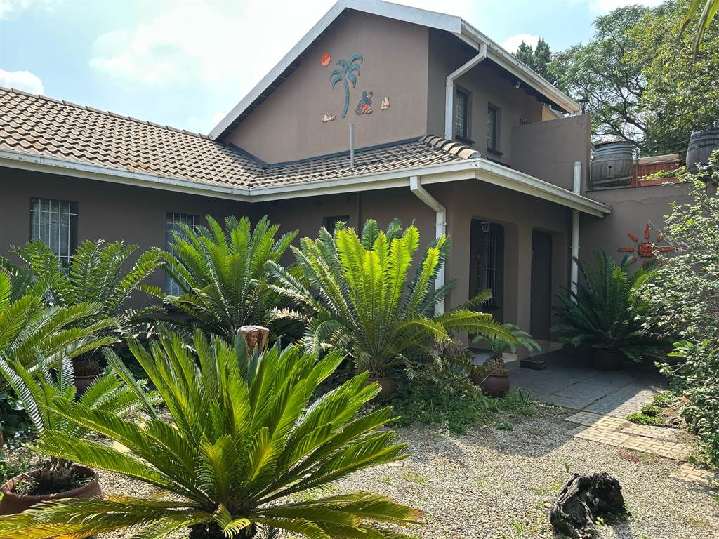 3 Bedroom House 3 Bedroom House