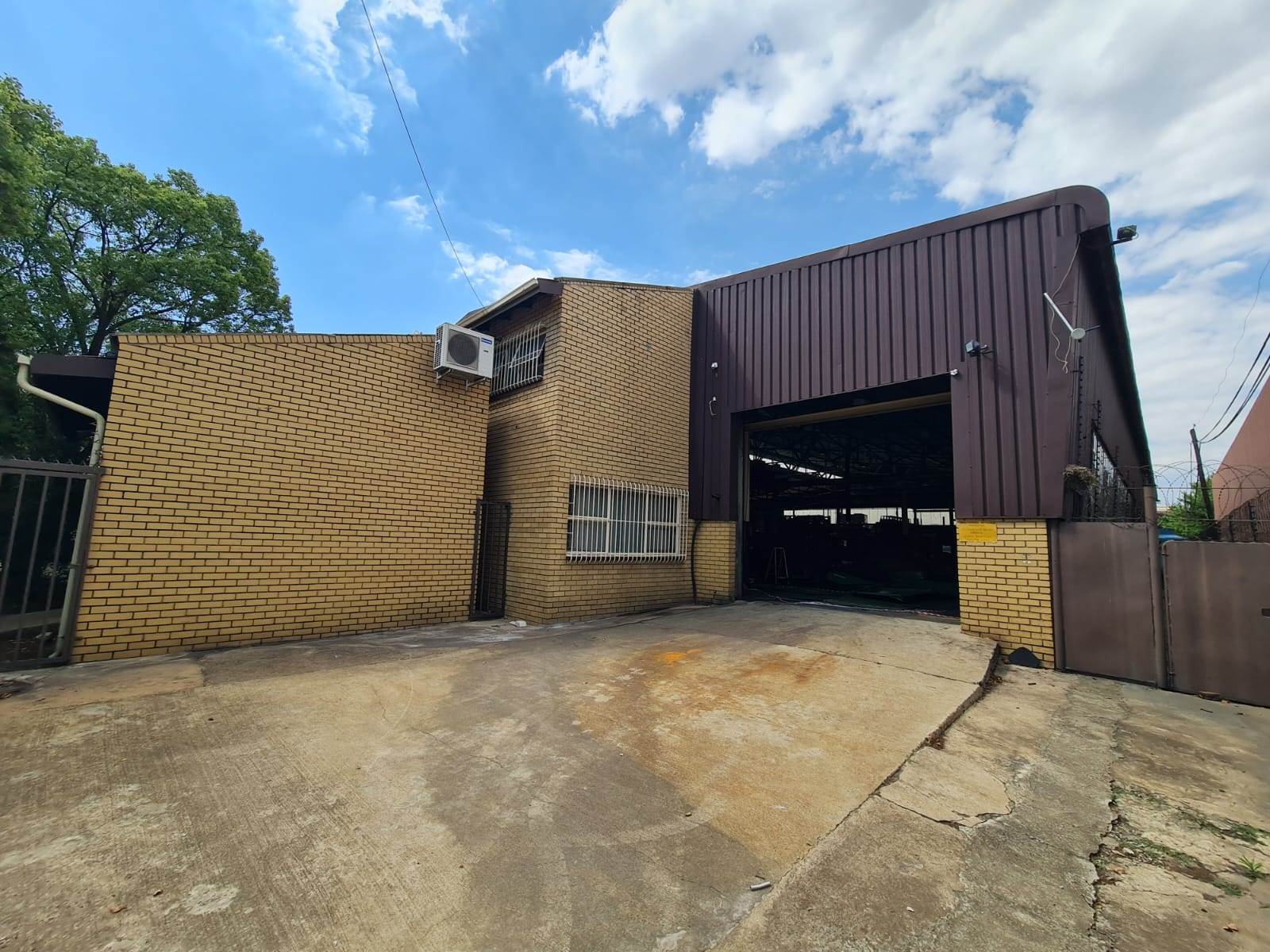 1850  m² Industrial space in Wadeville photo number 3