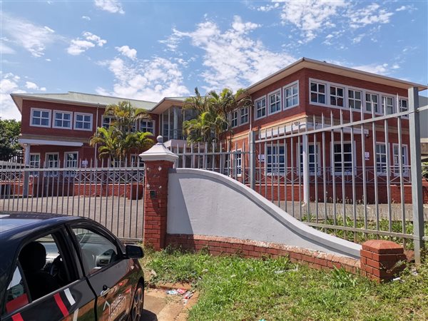 630  m² Commercial space in Mt Edgecombe