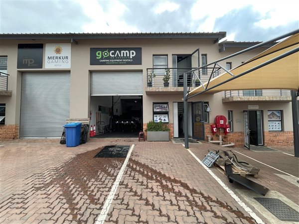 147 m² Industrial space 147 m² Industrial space