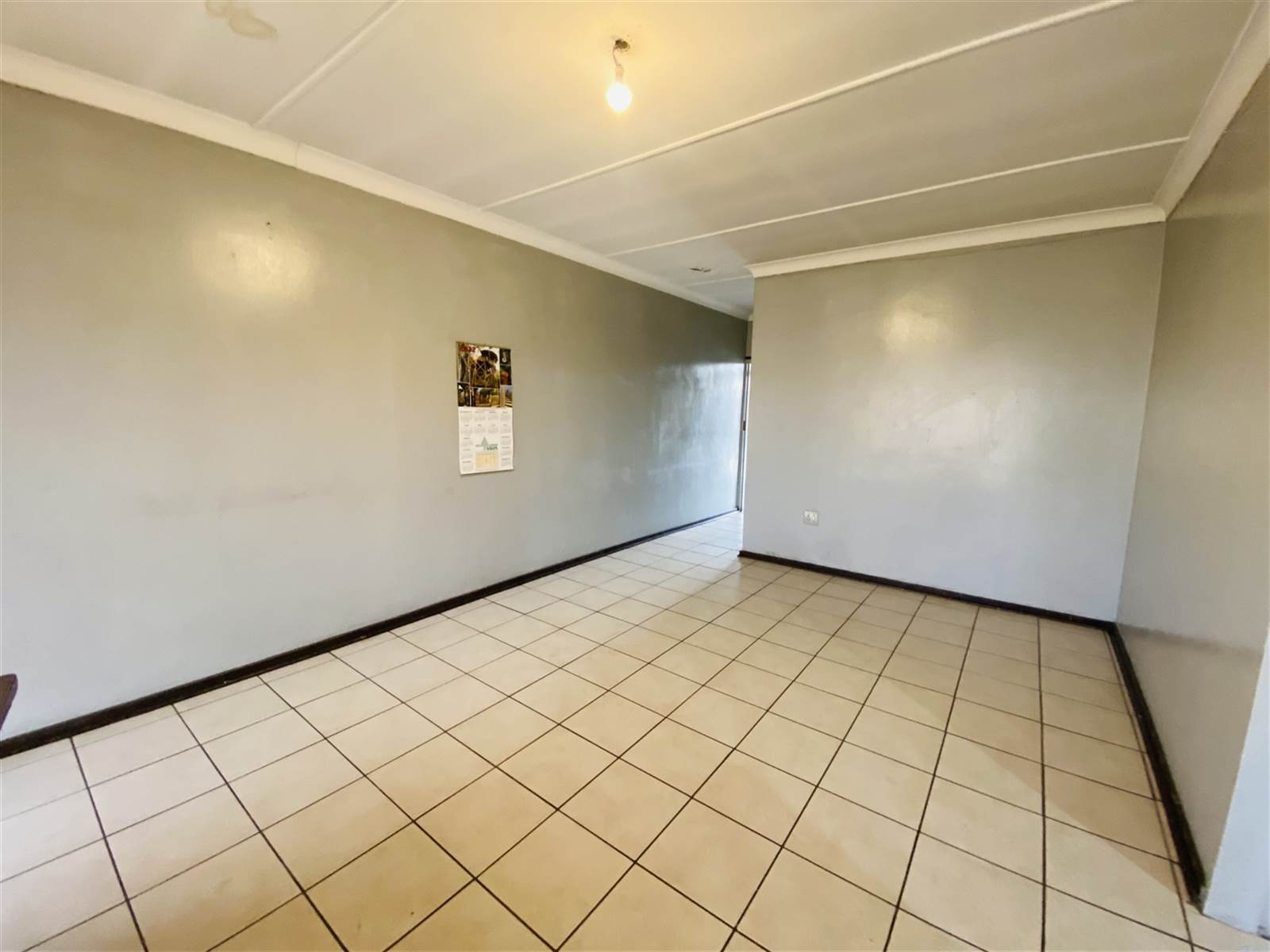1 Bed Apartment in Benoni South photo number 8