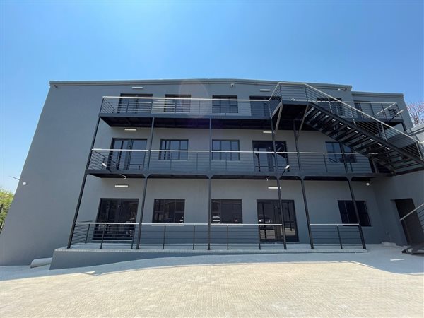 16  m² Commercial space in Robin Hills