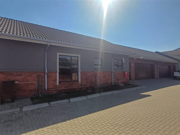 3 Bedroom Simplex 3 Bedroom Simplex