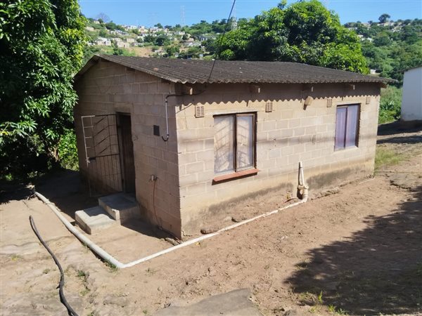 2 Bedroom House