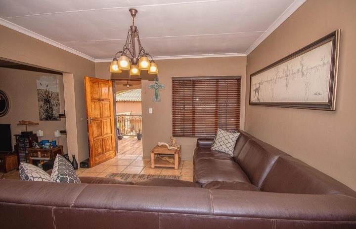 3 Bed House in Meyersig Lifestyle Estate photo number 6