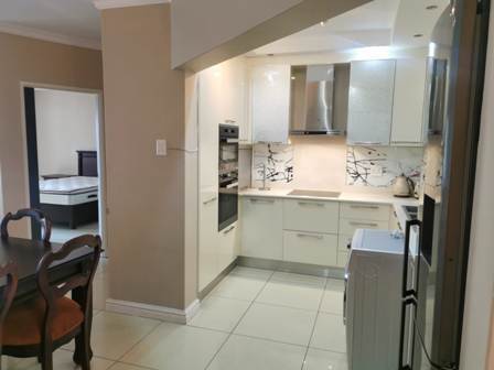 3 Bed Apartment in Athlone Park photo number 24