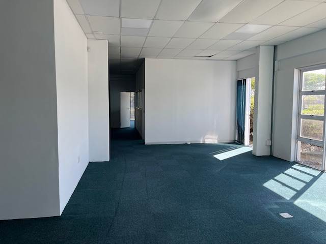 532  m² Office Space in Century City photo number 5