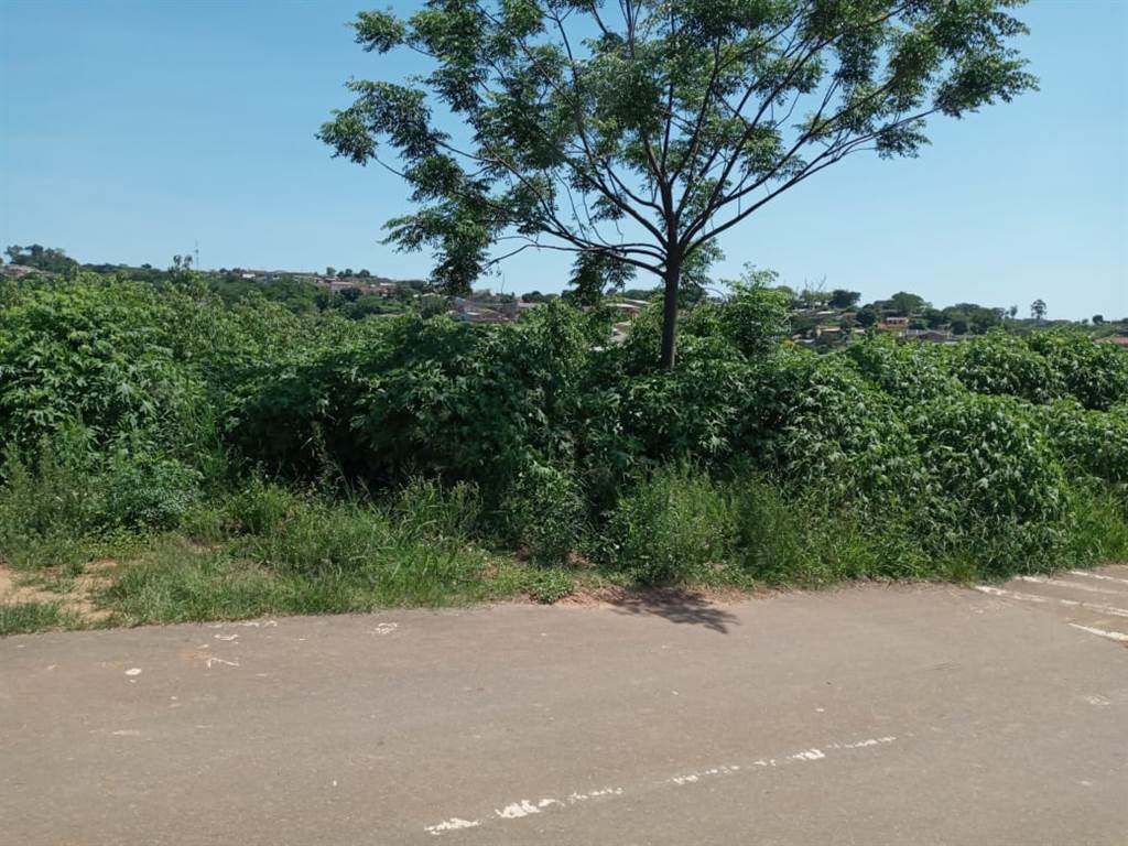 1169 m² Land available in Ntuzuma photo number 2