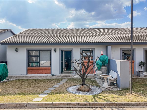 2 Bedroom Townhouse 2 Bedroom Townhouse