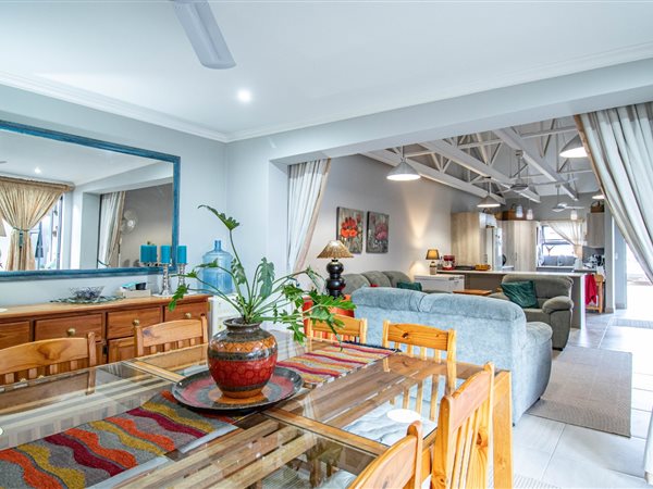 2 Bedroom Townhouse 2 Bedroom Townhouse