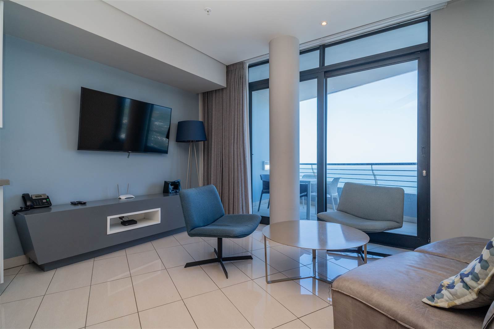 2 Bed Apartment in Umhlanga Rocks photo number 9