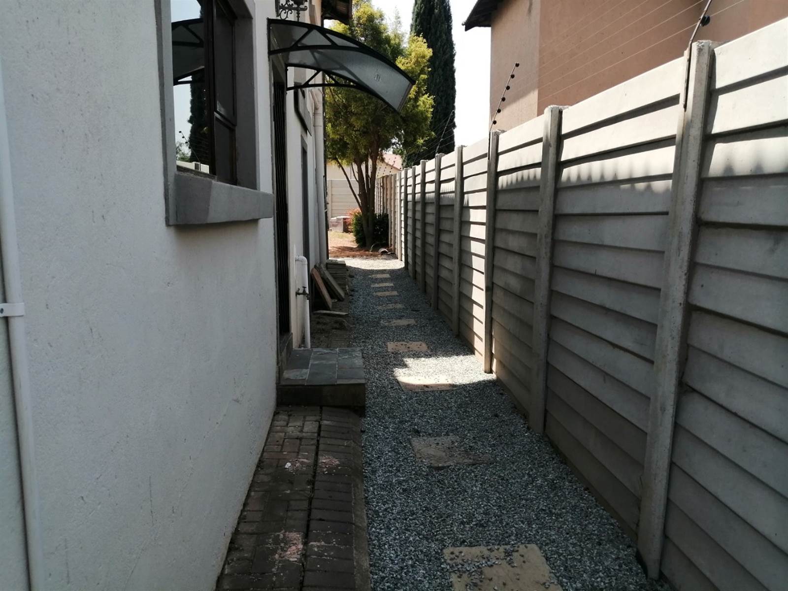 3 Bed House in Rensburg photo number 18