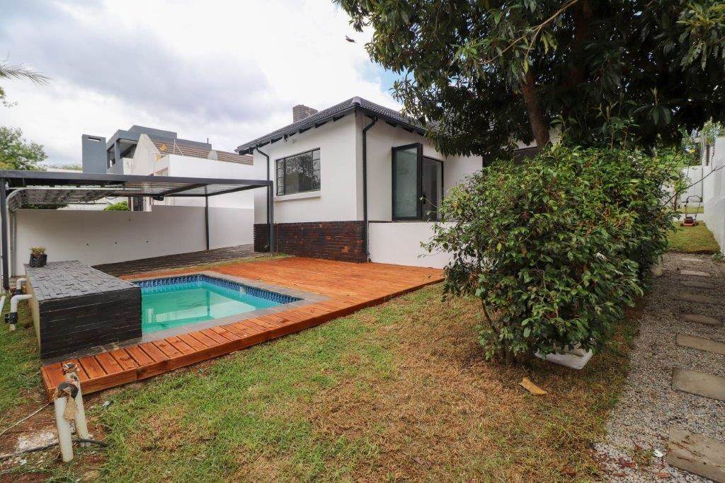 4 Bed House in Parkhurst photo number 30