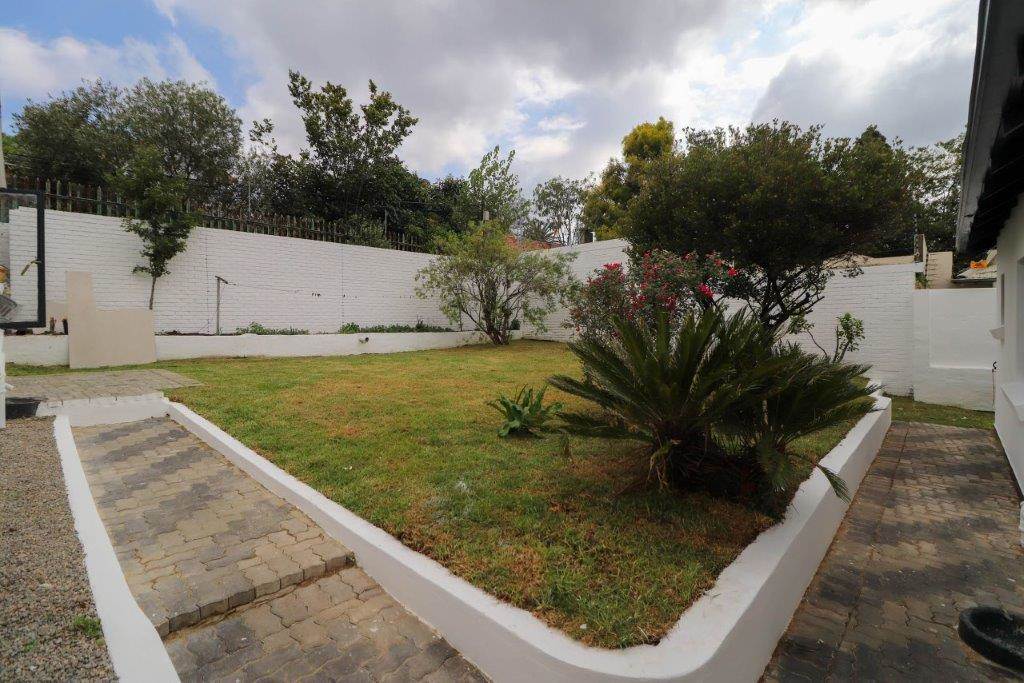 4 Bed House in Parkhurst photo number 26