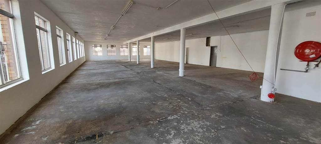 3302  m² Commercial space in Spartan photo number 23