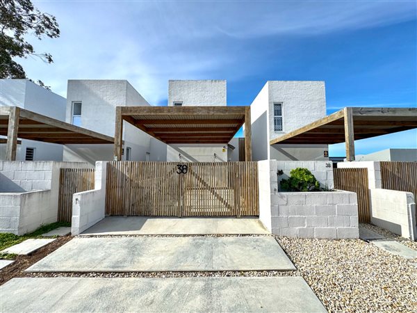 3 Bedroom House 3 Bedroom House
