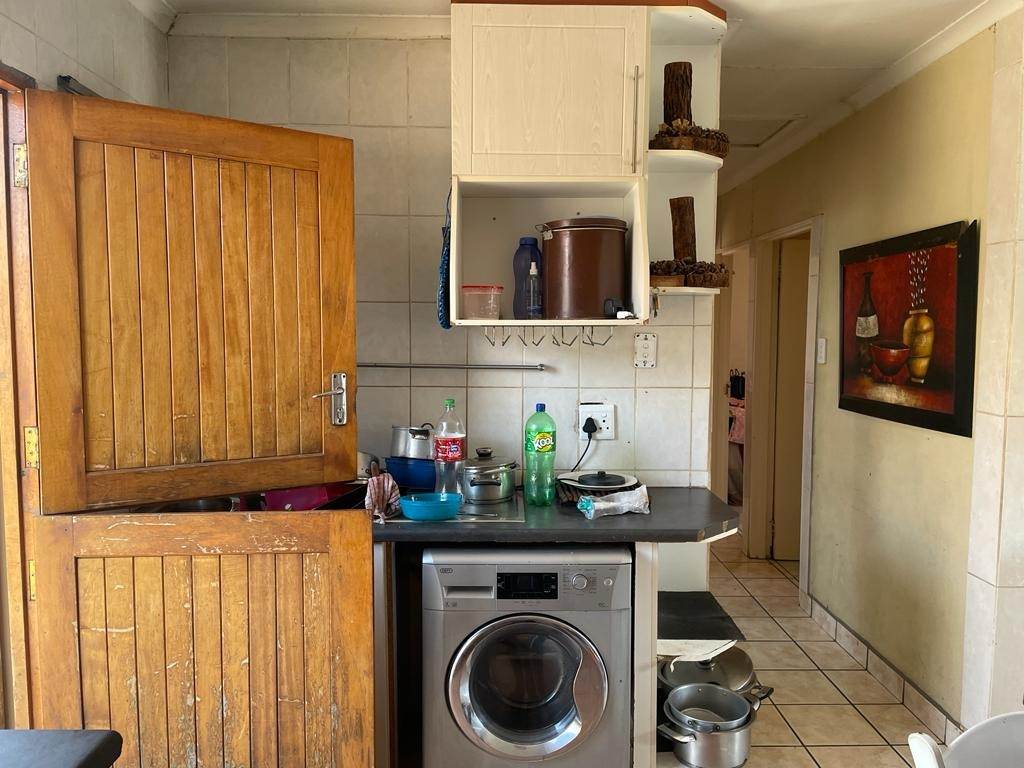 3 Bed House in Boitekong photo number 5