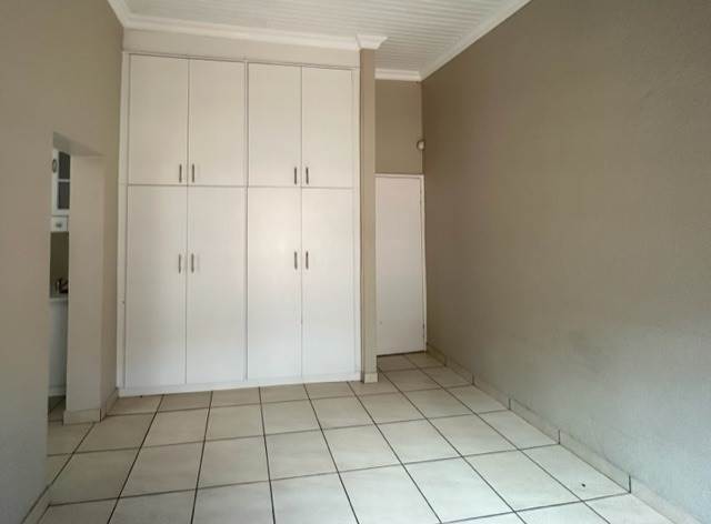 4 Bed House in Sonheuwel photo number 22