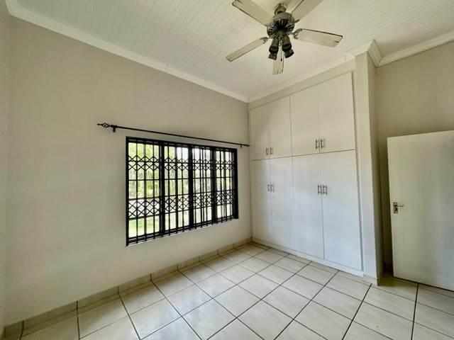 4 Bed House in Sonheuwel photo number 17