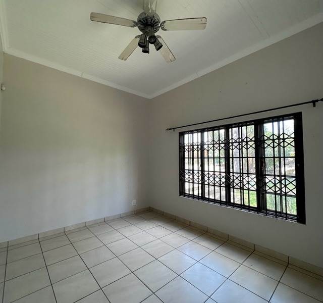 4 Bed House in Sonheuwel photo number 18