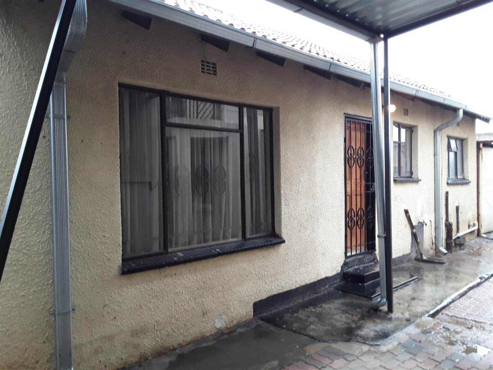 3 Bed House in Naledi photo number 28