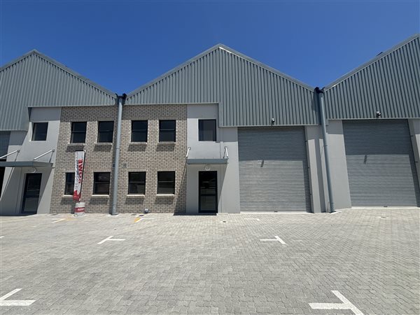 220  m² Industrial space