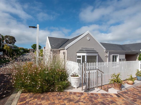 3 Bedroom House 3 Bedroom House