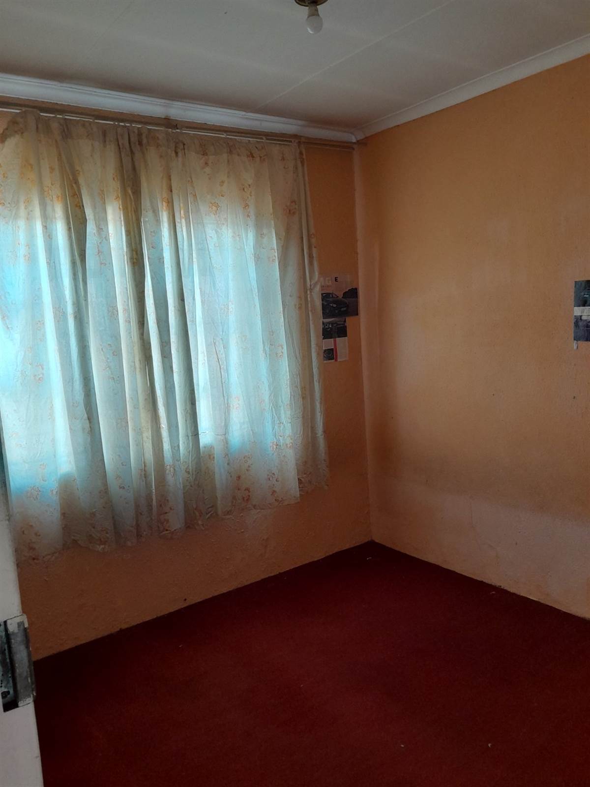 2 Bed House in Mabopane photo number 10