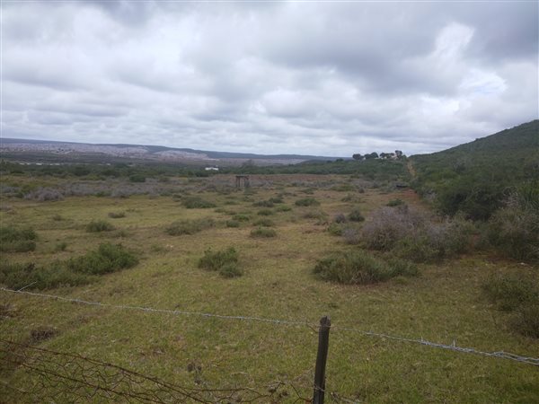 8.8 ha Land available in Uitenhage Rural