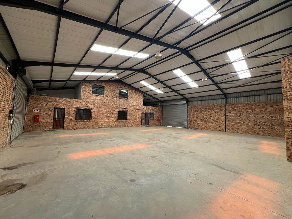 1490  m² Industrial space in Krugersdorp Central photo number 7