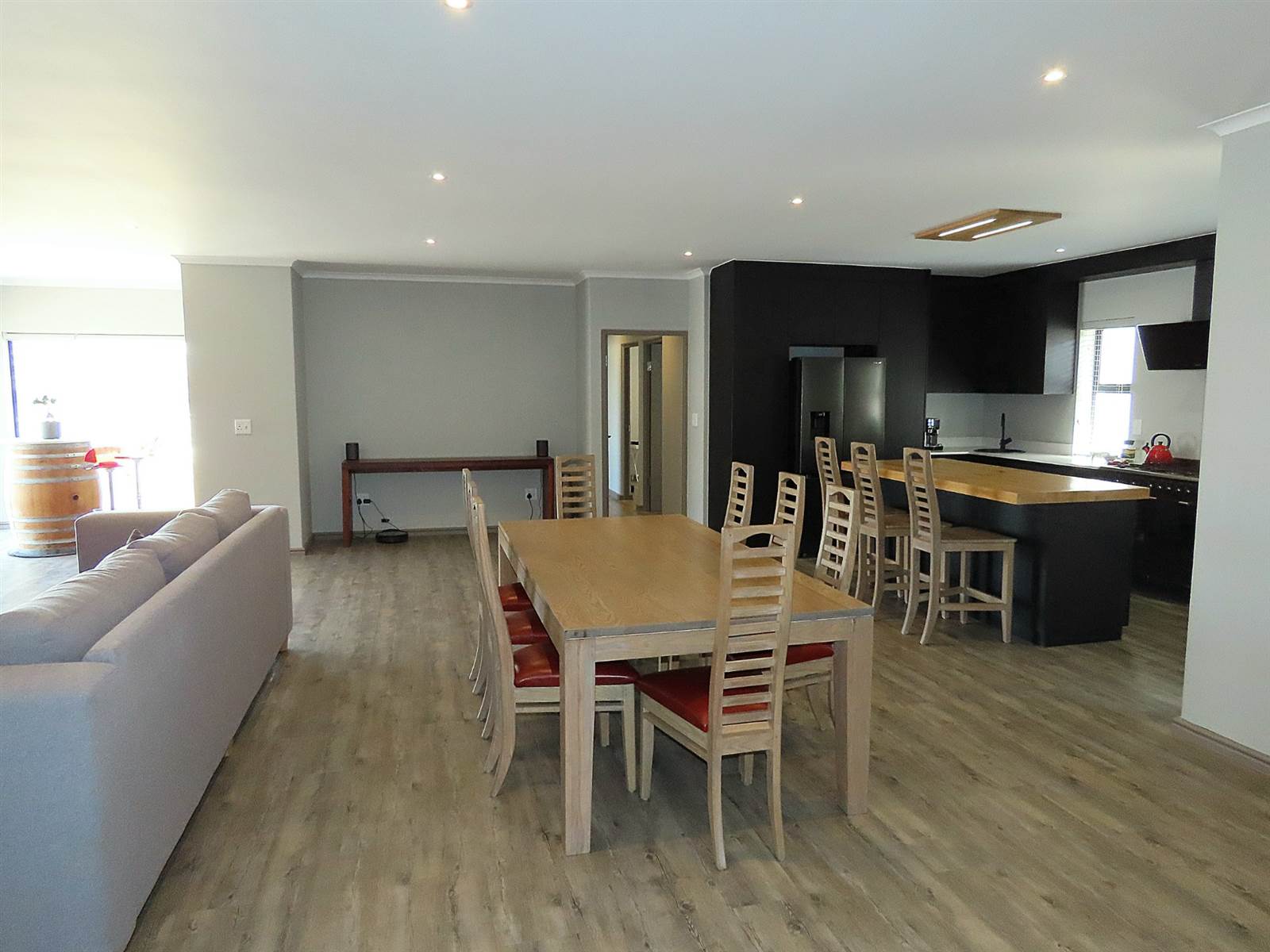3 Bed House in Brackenfell South photo number 4